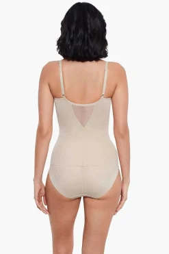 Vrouwen Miraclesuit Shapewear|Doorschijnend X-Firm Hemdje Met Beugel
